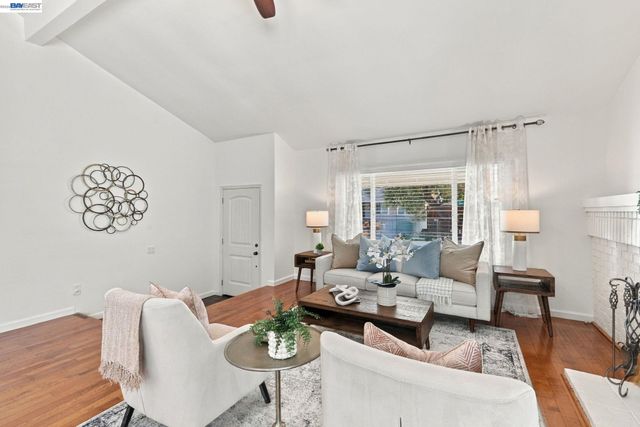 643 Sutton Ct, Walnut Creek, CA 94598