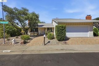 643 Sutton Ct, Walnut Creek, CA 94598