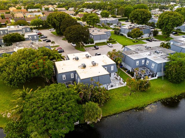 12037 Basin Street N, Wellington, FL 33414
