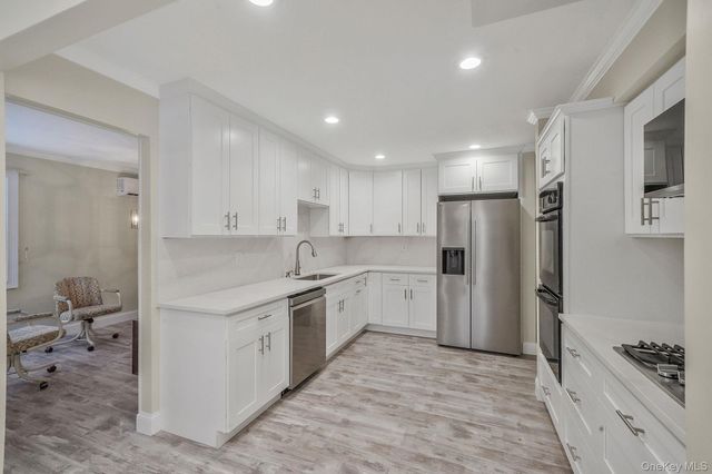 62 Howard Street, Patchogue, NY 11772