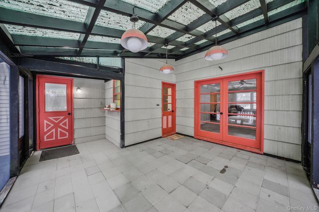 62 Howard Street, Patchogue, NY 11772