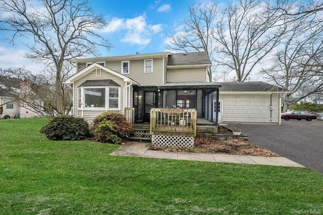 62 Howard Street, Patchogue, NY 11772