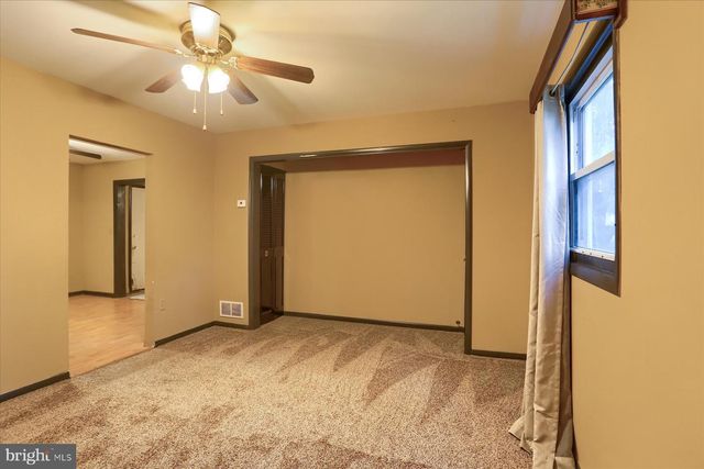 205 WEST AVE, Harrisburg, PA 17109