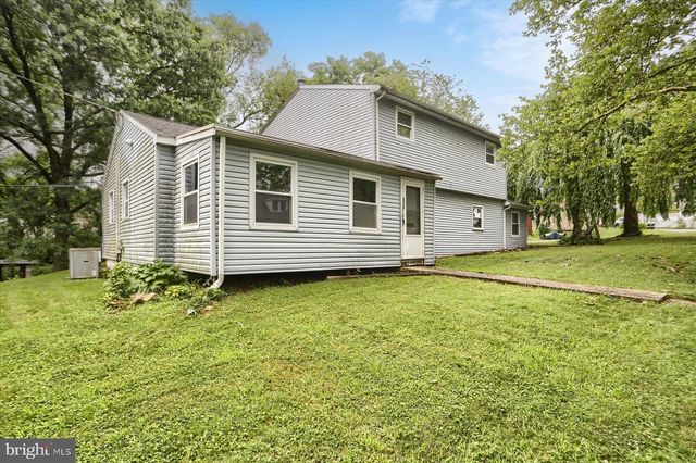 205 WEST AVE, Harrisburg, PA 17109