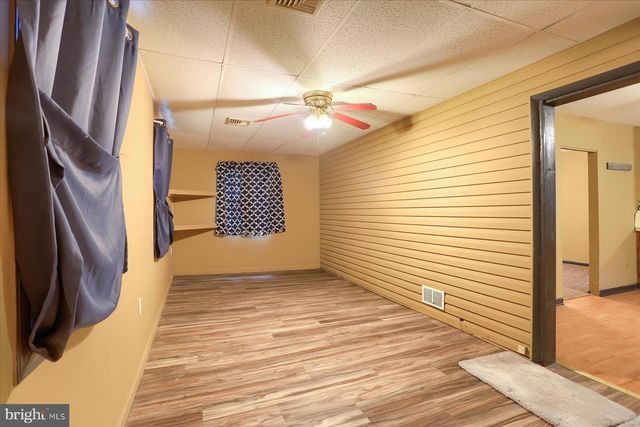 205 WEST AVE, Harrisburg, PA 17109