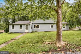 205 WEST AVE, Harrisburg, PA 17109