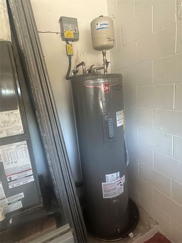 813 Seven Gables Circle, Palm Bay, FL 32909