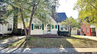 2624 W MOSS Avenue, Peoria, IL 61604