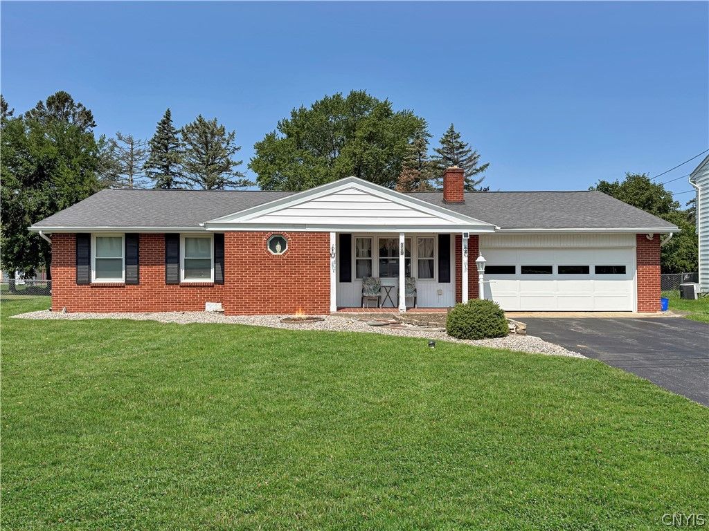 119 Longwood Drive, Dewitt, NY 13057