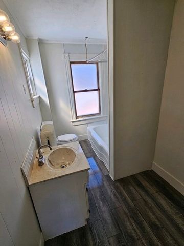 21 Elliott St 2, Westminster, MA 01473