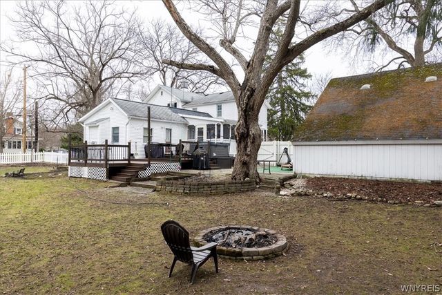 139 Maple Rd, Aurora, NY 14052