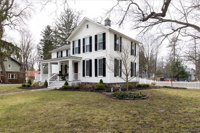 139 Maple Rd, Aurora, NY 14052