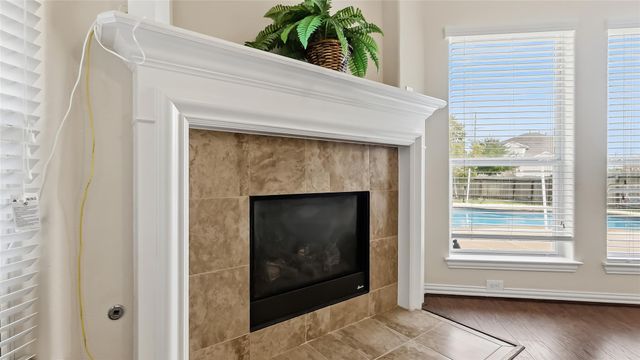 5622 Jay Thrush Drive, Richmond, TX 77407