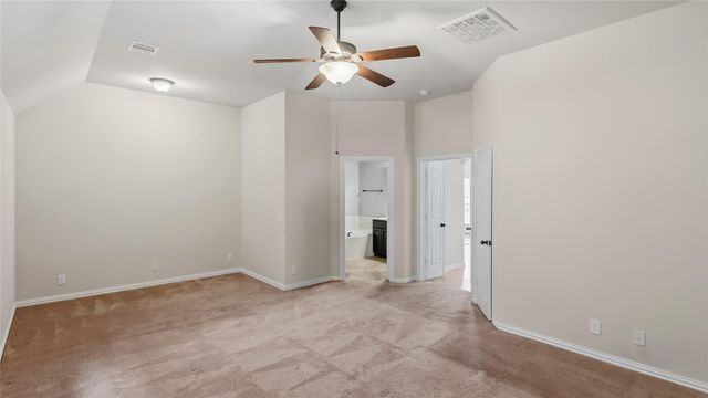 5622 Jay Thrush Drive, Richmond, TX 77407