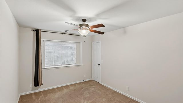 5622 Jay Thrush Drive, Richmond, TX 77407