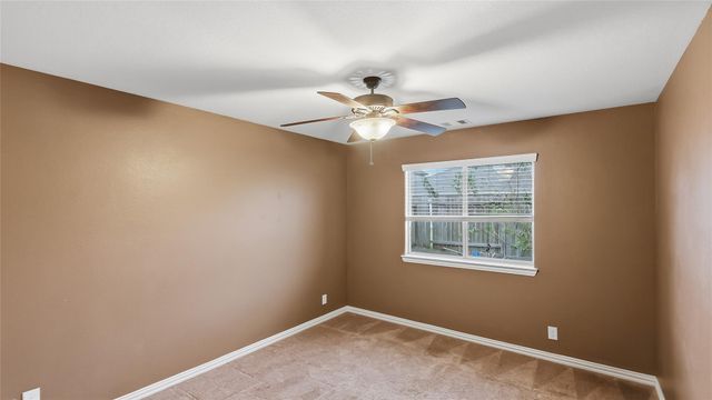 5622 Jay Thrush Drive, Richmond, TX 77407