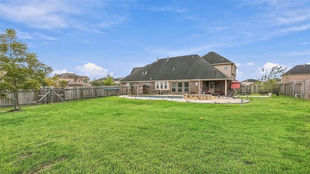 5622 Jay Thrush Drive, Richmond, TX 77407