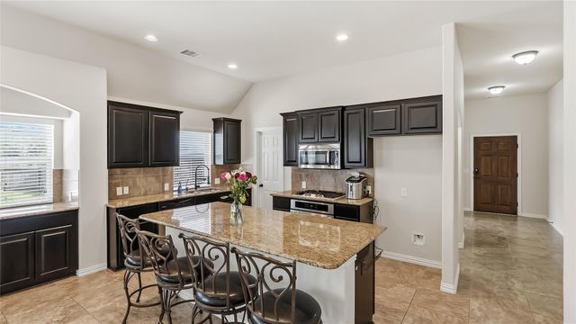5622 Jay Thrush Drive, Richmond, TX 77407