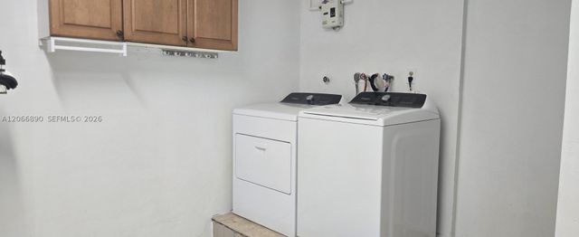 17370 NW 69th Ct 305, Hialeah, FL 33015