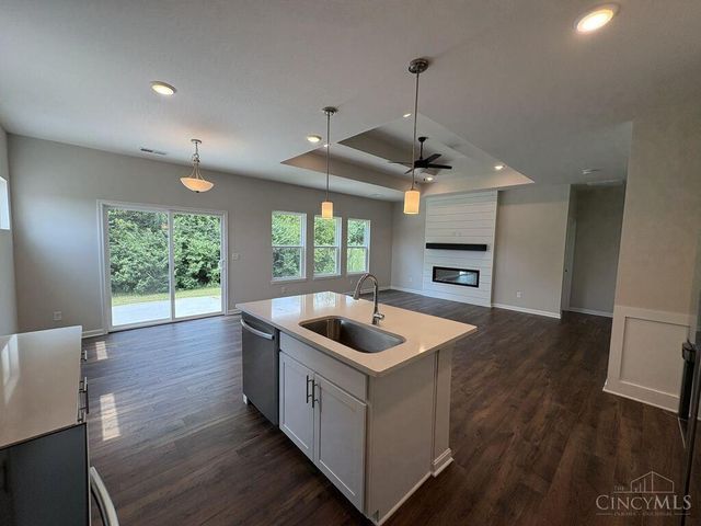 815 W Arlington Street, Trenton, OH 45067