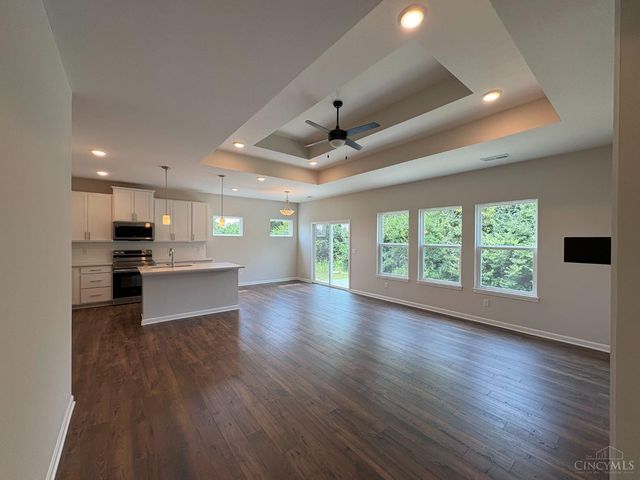 815 W Arlington Street, Trenton, OH 45067