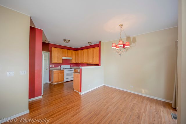 2400 Sunrise Court 2400, Aurora, IL 60503