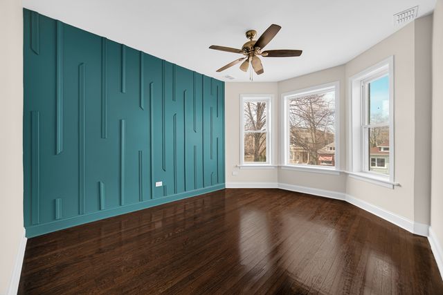 7011 S Prairie Avenue 2, Chicago, IL 60637