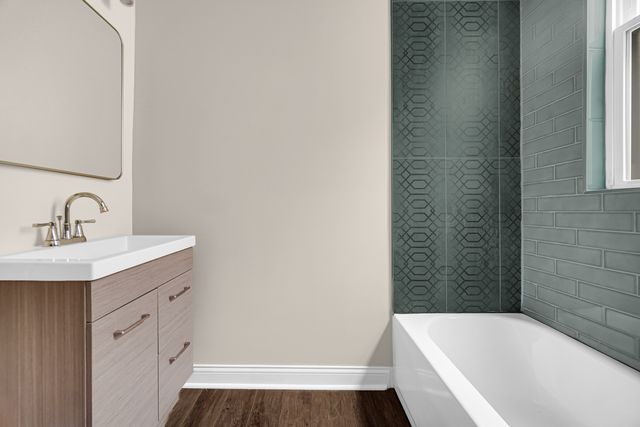 7011 S Prairie Avenue 2, Chicago, IL 60637