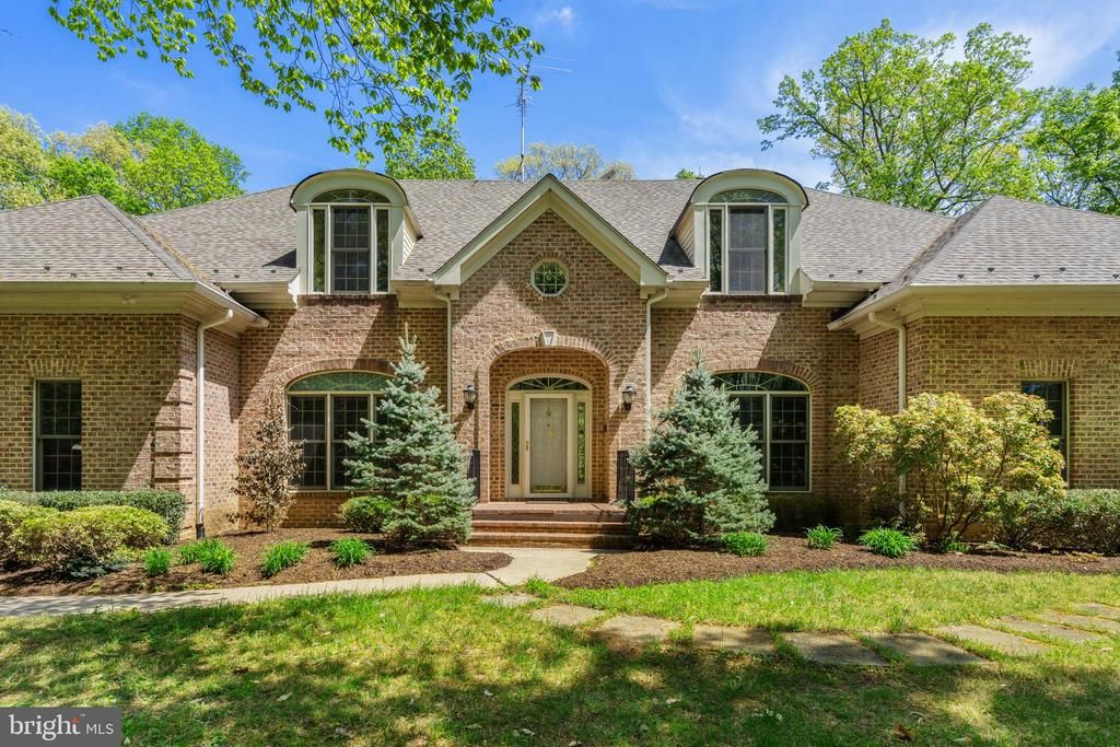 8363 S CREEDMORE SOUTH DR, Warrenton, VA 20187