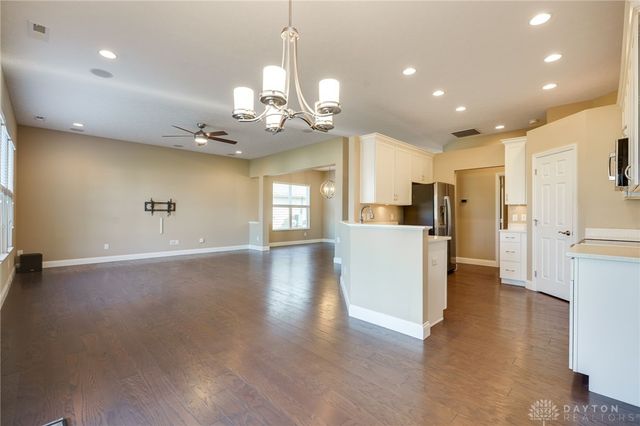 476 Carrick Drive, Dayton, OH 45458