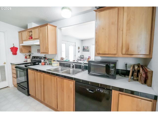 28285 SPENCER CREEK Rd, Eugene, OR 97405