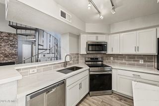 2333 E SOUTHERN Avenue 2081, Tempe, AZ 85282