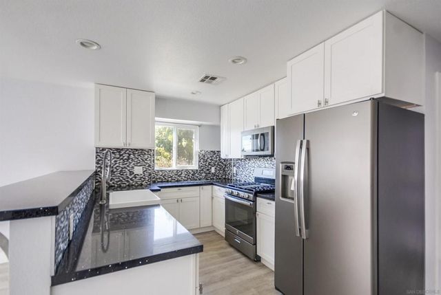 28 Edenvale Ave, La Mesa, CA 91941