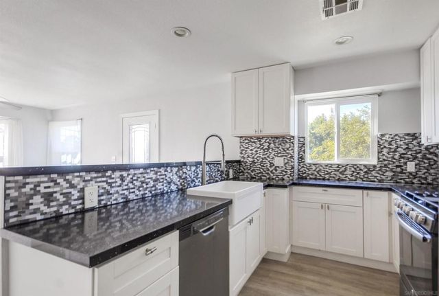 28 Edenvale Ave, La Mesa, CA 91941