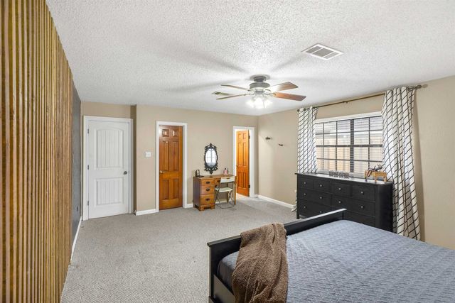 1402 Levee Drive, Houma, LA 70360