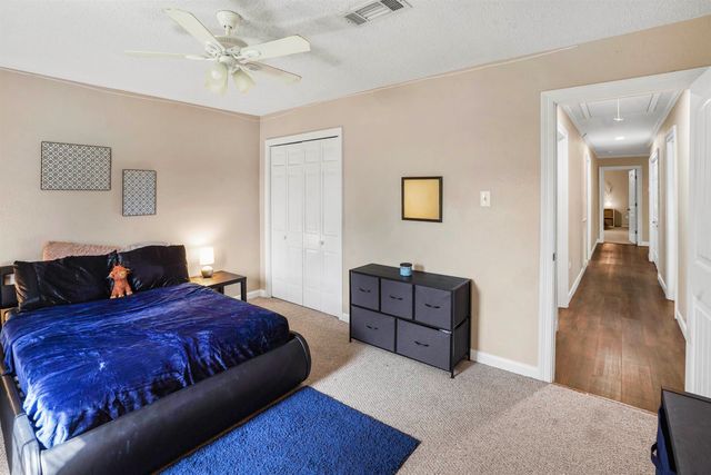 1402 Levee Drive, Houma, LA 70360