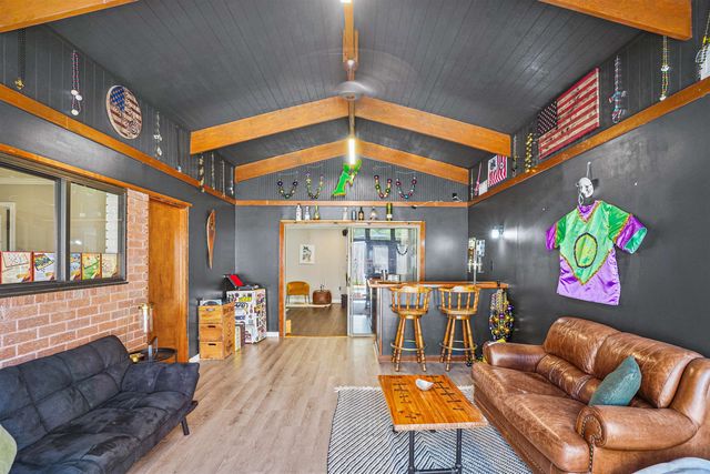 1402 Levee Drive, Houma, LA 70360