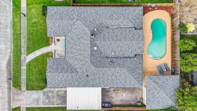 1402 Levee Drive, Houma, LA 70360