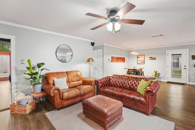 1402 Levee Drive, Houma, LA 70360