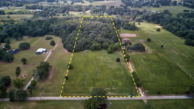 22450 CR 4117, Frankston, TX 75763