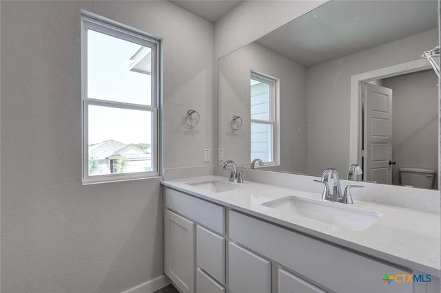 2533 Heritance Pass, Seguin, TX 78155