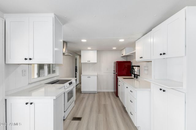 1707 S 72ND Street, Mesa, AZ 85209