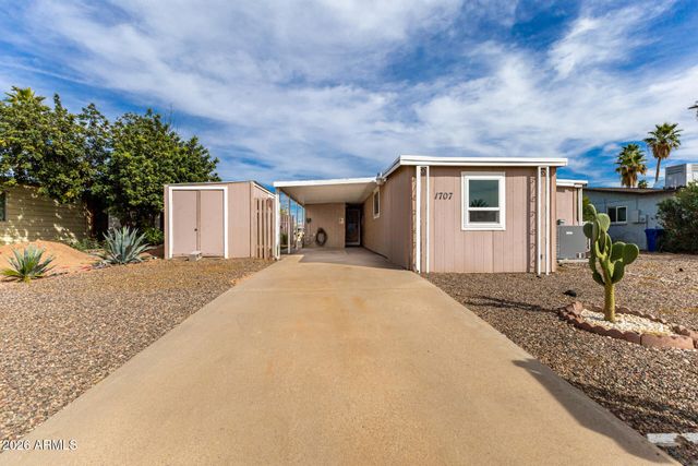 1707 S 72ND Street, Mesa, AZ 85209