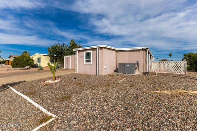 1707 S 72ND Street, Mesa, AZ 85209