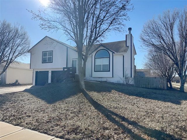 32593 W 172ND Terrace, Gardner, KS 66030