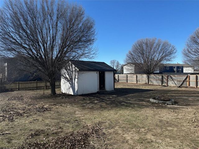 32593 W 172ND Terrace, Gardner, KS 66030