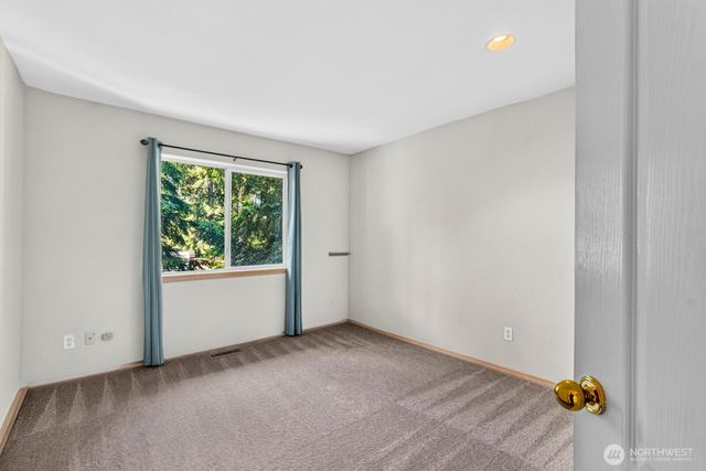 3516 97th Avenue E, Edgewood, WA 98371