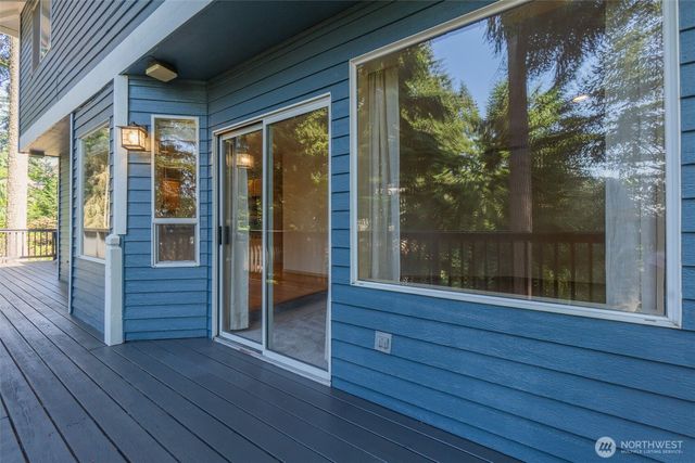 3516 97th Avenue E, Edgewood, WA 98371