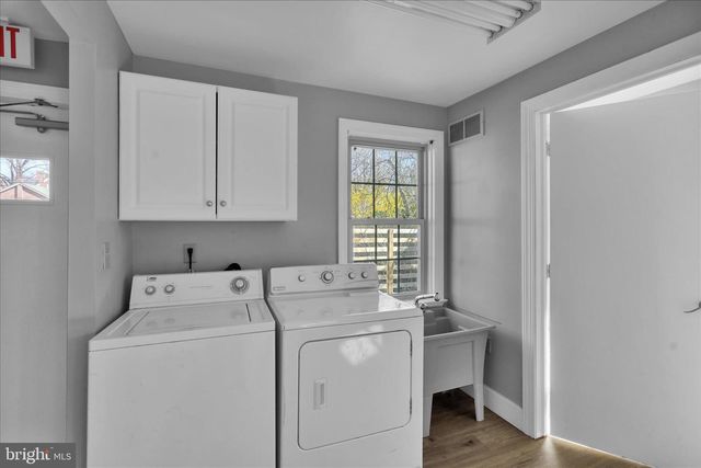 1055 COLUMBIA AVE, Lancaster, PA 17603