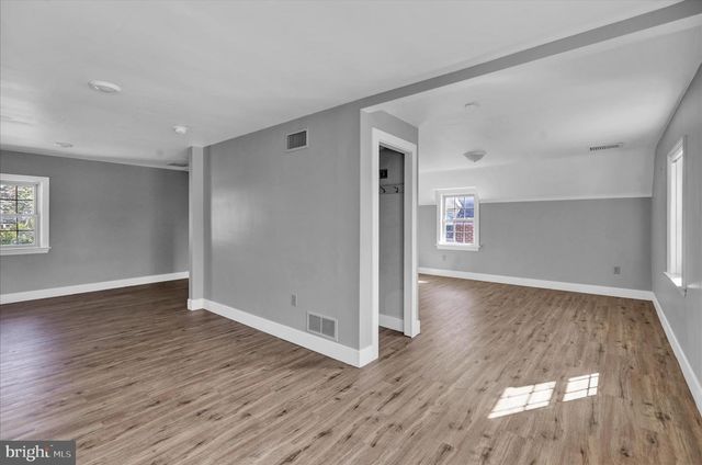 1055 COLUMBIA AVE, Lancaster, PA 17603